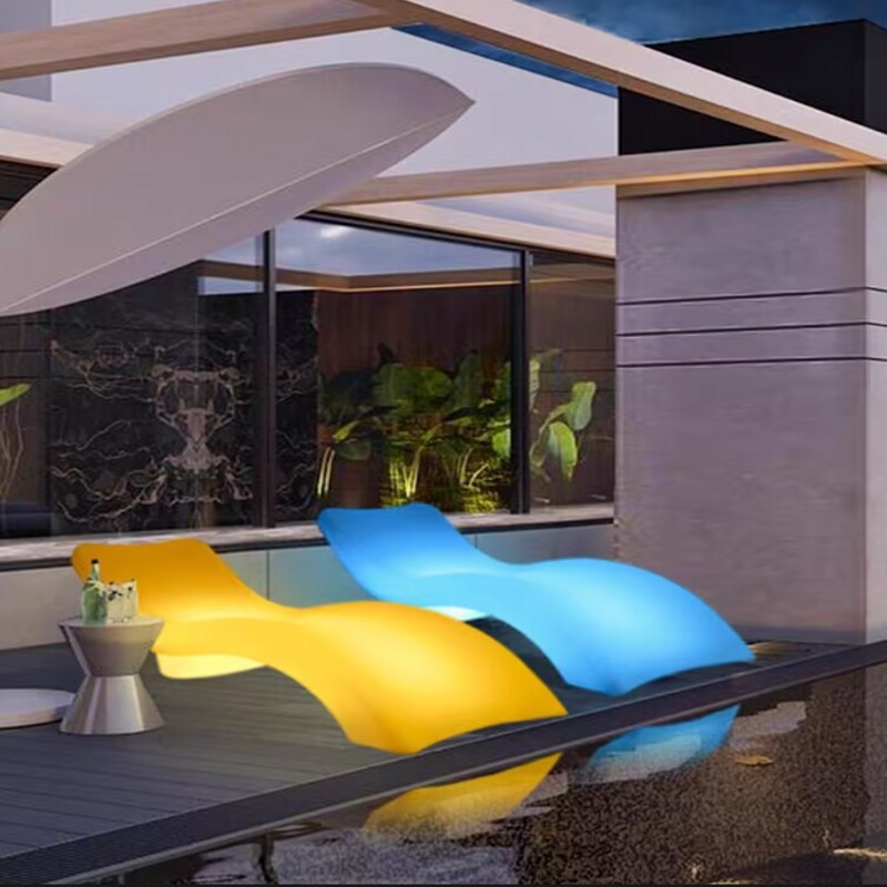 Solar Power Outdoor Furniture  - огляд і ціна Outdoor Power Recliner